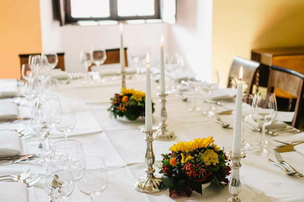 hirsch-in-flammen-schloss-gemuenden-13